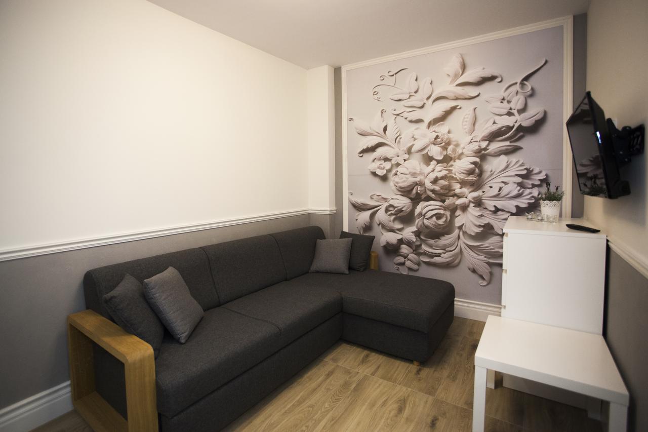 White Home Apartment เบียวิสตอก ภายนอก รูปภาพ